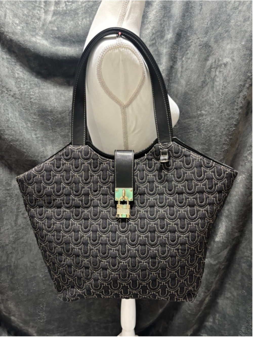 True Religion Large Horseshoe Quilted Padlock Charm Black Denim Tote Bag EUC